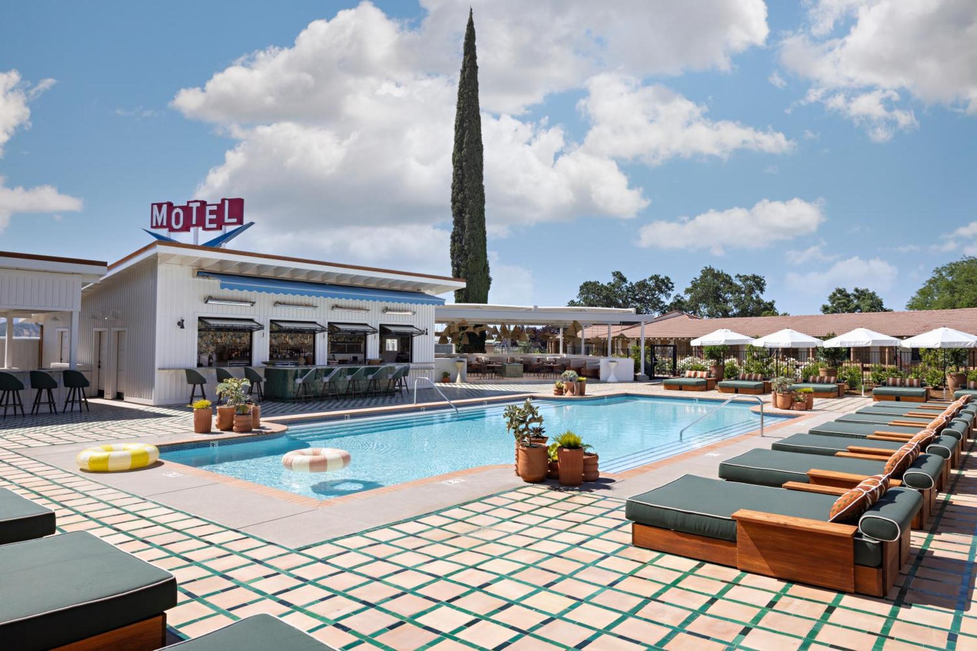 River Lodge Paso - 21 & Over Pool Paso Robles Dış mekan fotoğraf
